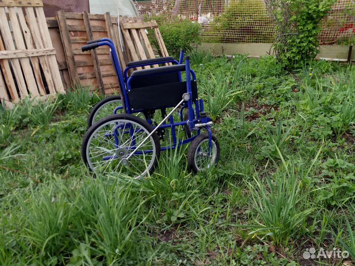 Инвалидная коляска