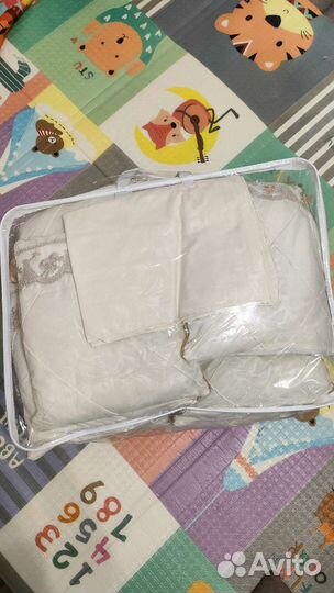 Комплект в детскую кроватку с бортиками