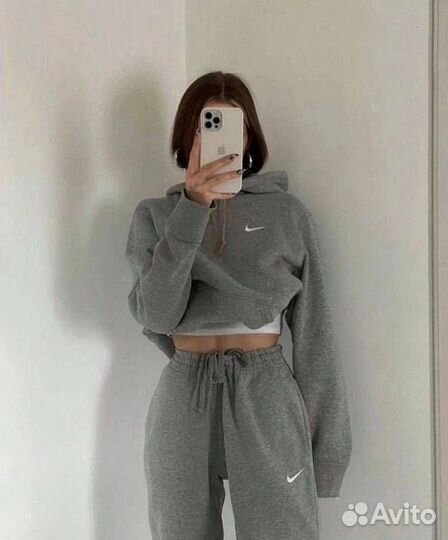 Спортивный костюм