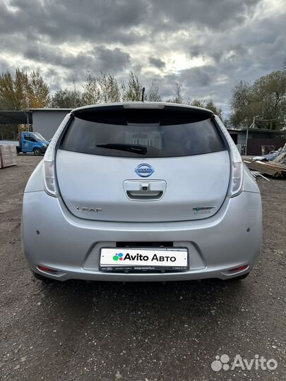 Nissan Leaf 109 л.с. AT, 2011, 72 800 км
