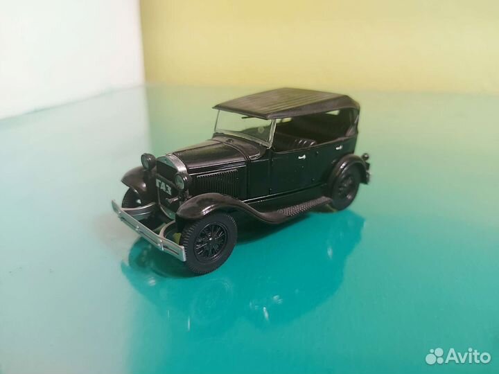 Автолегенды СССР 1:43 Газ Зис Москвич