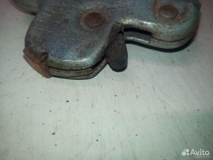 Замок багажника Opel Vectra A 1992