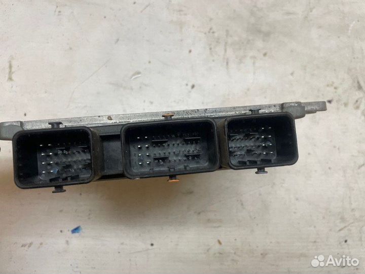 Блок управления двс эбу Nissan X-Trail NT31 MR20DE