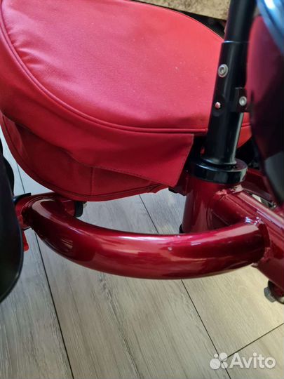 Велосипед коляска с ручкой Bentley