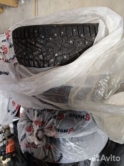 Pirelli Winter Ice Zero 205/60 R16