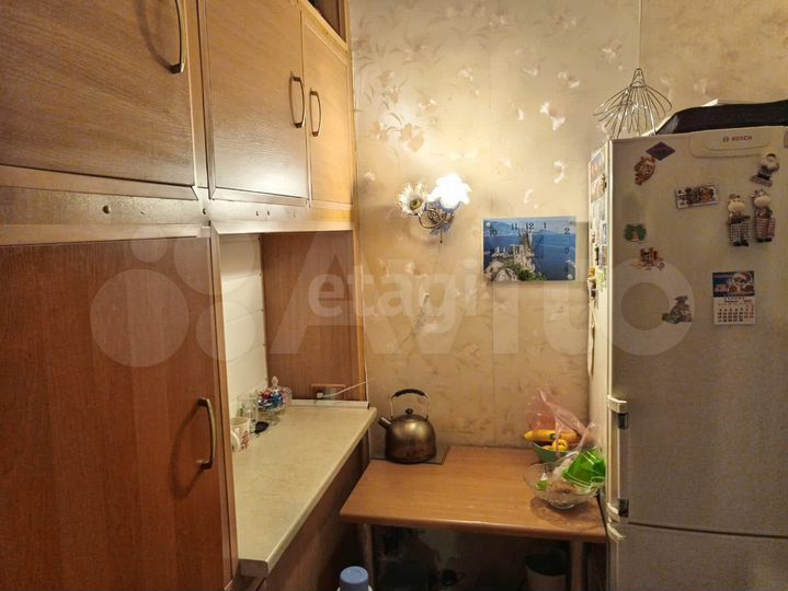 2-к. квартира, 51 м², 2/4 эт.