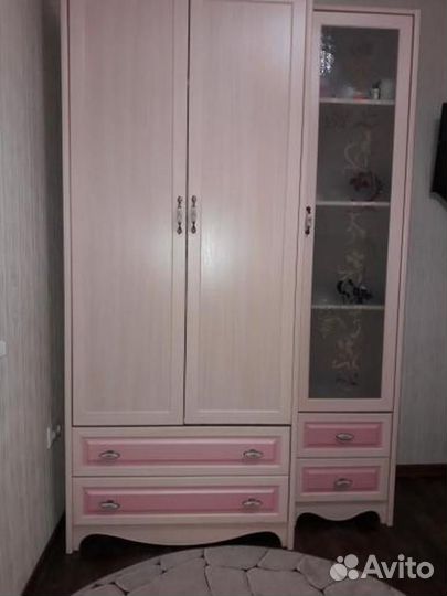 Кровать двухьярусная