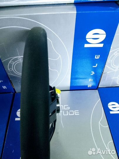 Спортивный руль Greddy