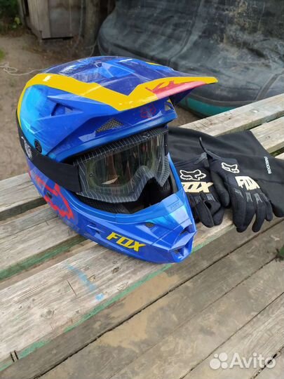 Кроссовый шлем