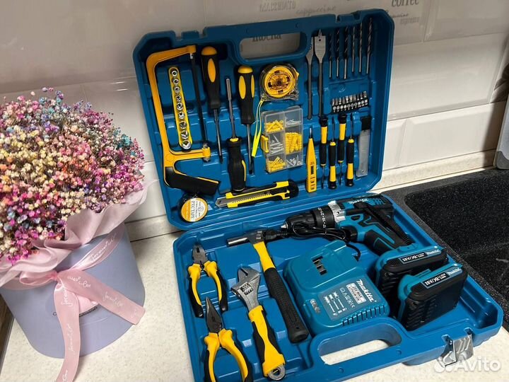 Шуруповерт makita