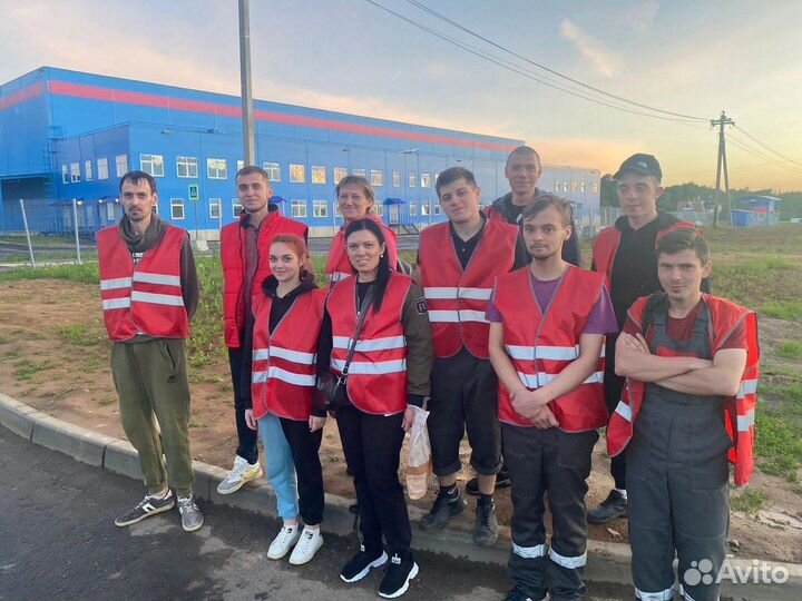 Работа вахтой 20-33-45 Москва Комплектовщик