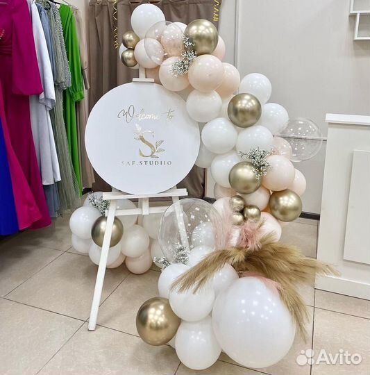 Фотозона на мольберте