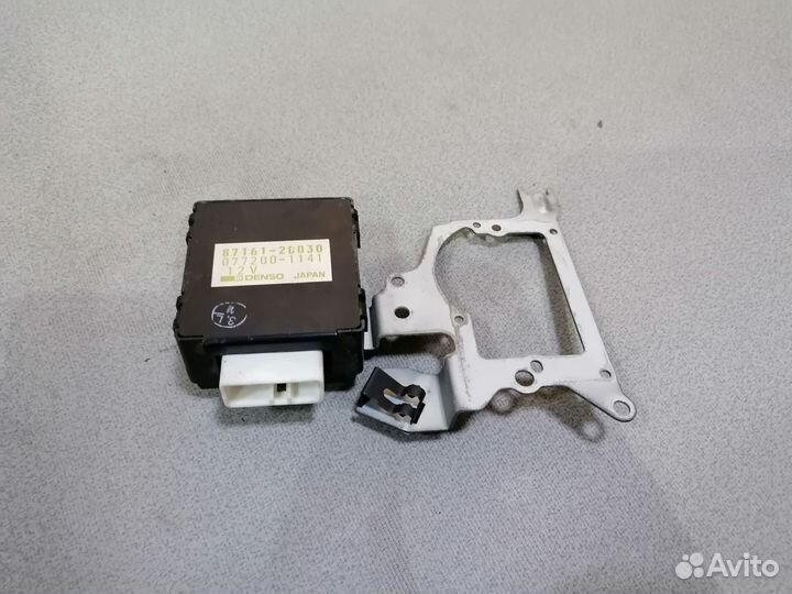 Блок управления климат-контролем Toyota Vista 1991