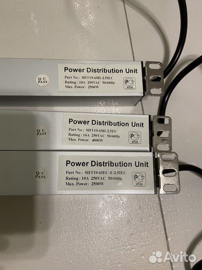 Коммутатор HP блок розеток для шкафа