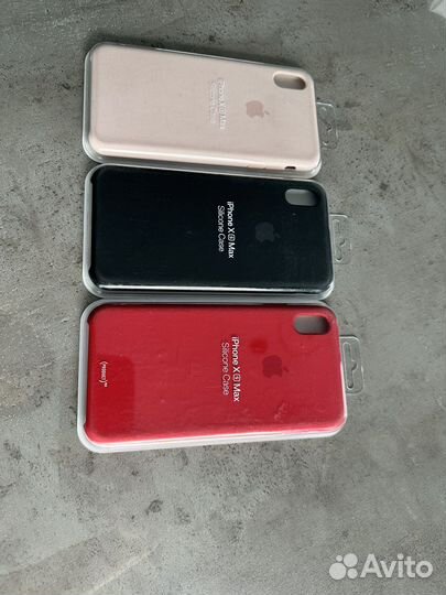 Силиконовый чехол на iPhone xs max