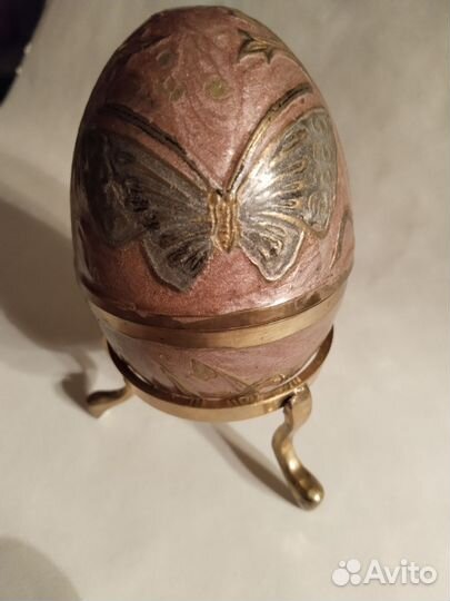 Шкатулка в виде яйца
