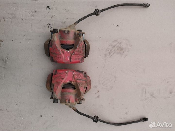 Передние суппорта Renault Duster