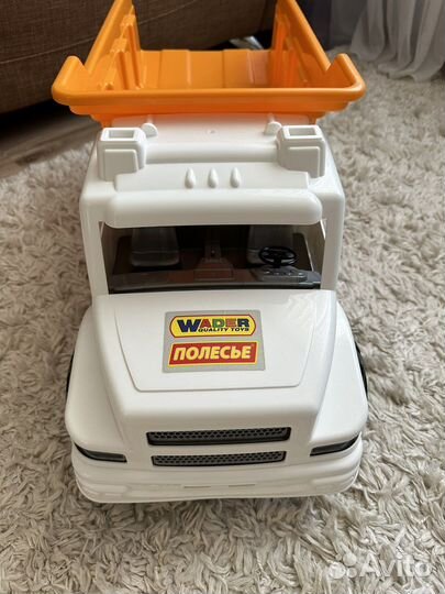 Большой грузовик игрушка