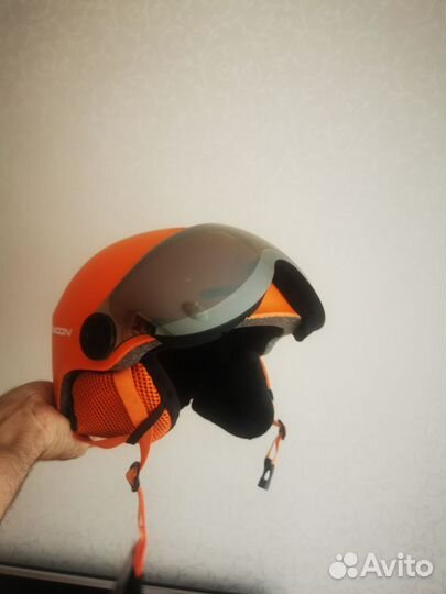 Шлем горнолыжный оранжевый