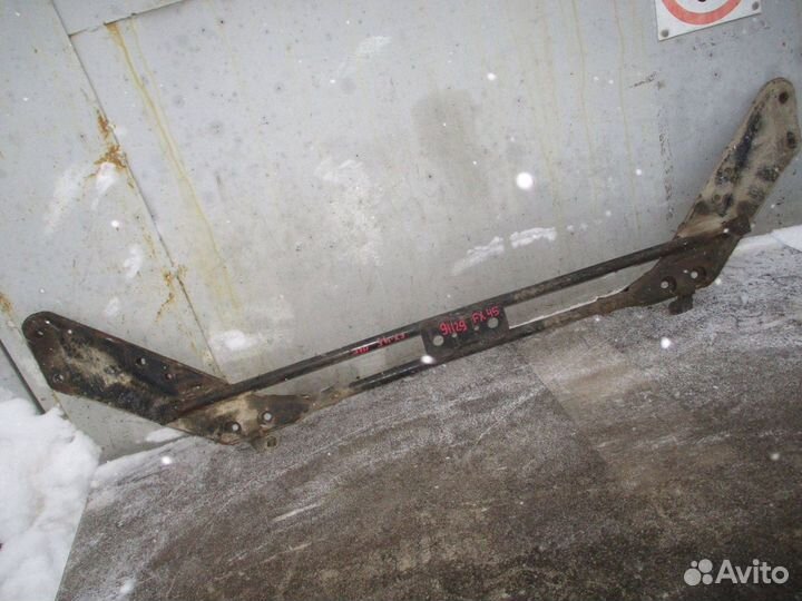 Балка передняя поперечная Infiniti FX (S50)