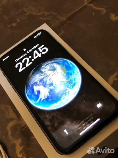 iPhone X, 64 ГБ