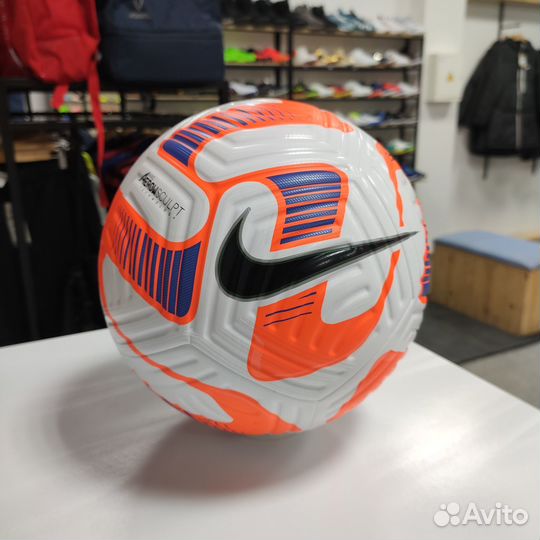Мяч футбольный Nike Flight DN3595-100