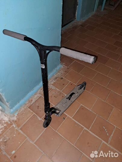 Трюковой самокат