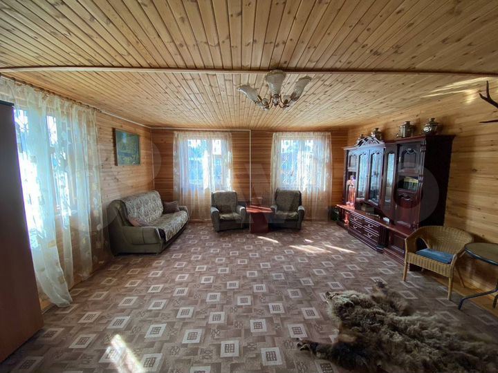 Дом 100 м² на участке 6 сот.