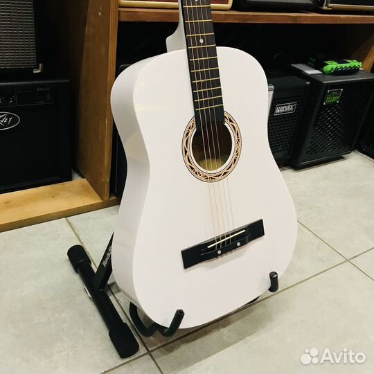Акустическая гитара Prado + Аксессуар