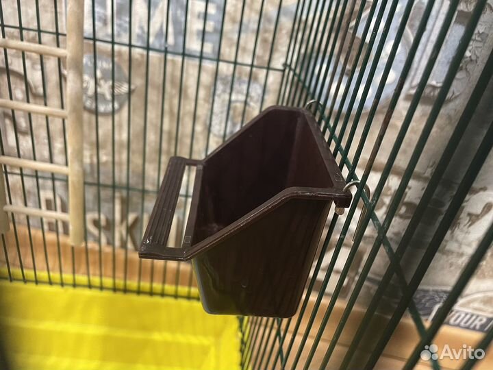 Клетка для птиц в отличном состоянии