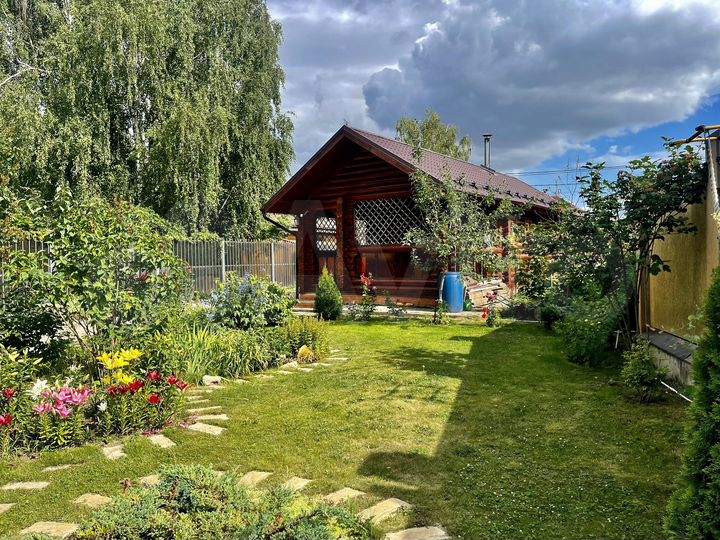 Коттедж 235 м² на участке 13,5 сот.