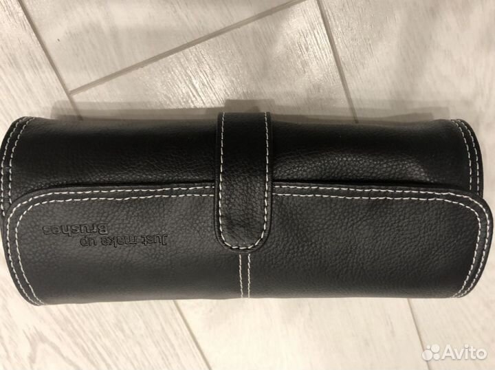 Футляр для кистей