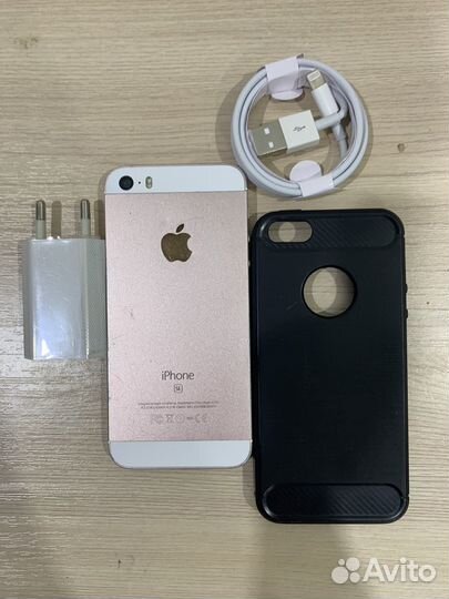 Телефон iPhone se 2016 32gb