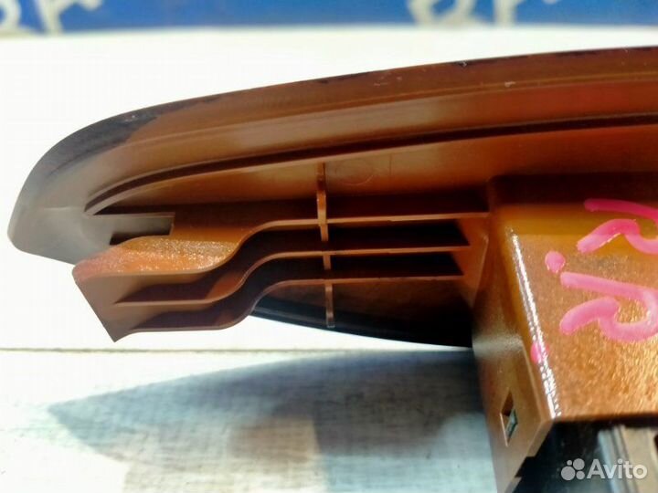 Блок управления стеклоподъемниками задний правый