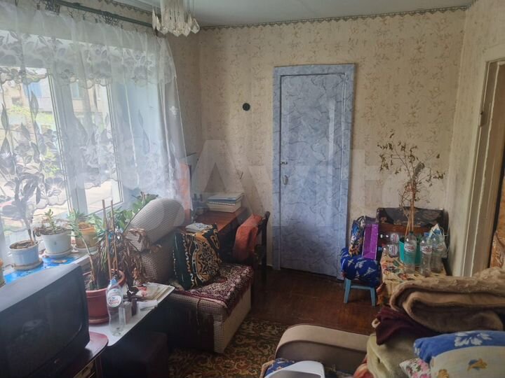 2-к. квартира, 42 м², 2/4 эт.