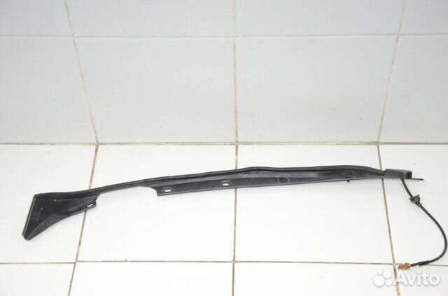 Датчик двери багажного отделения левый Nissan