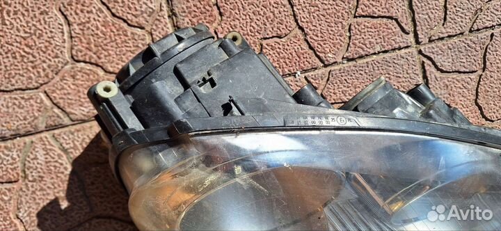 Фара на golf 5