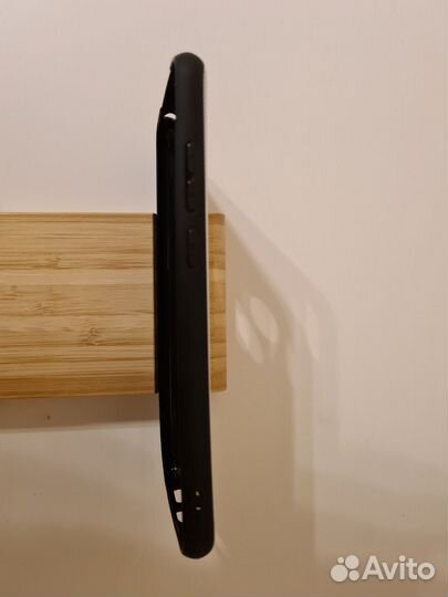 Мобильный телефон