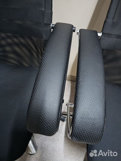 Компьютерное кресло metta 8 шт