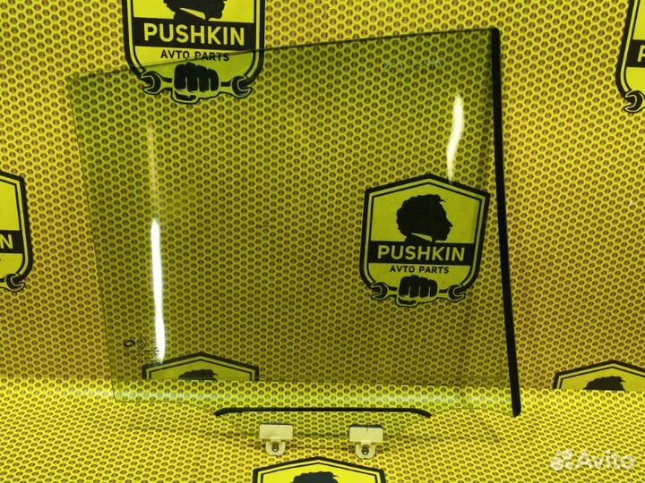 Стекло двери заднее левое Renault Koleos HY0 2TR