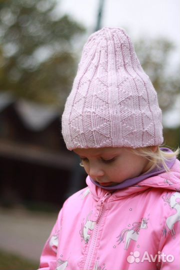 Новая шапочка для девочки из мериноса