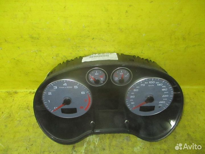 Панель приборов Audi A3 8P