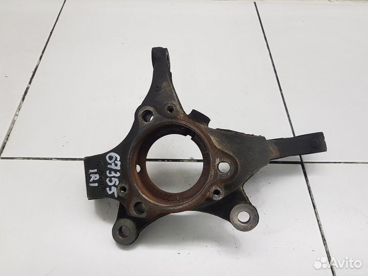 Кулак поворотный передний правый (Kia Cerato IV)