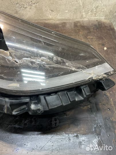 Фара левая на запчасти Hyundai Sonata NF8 22г