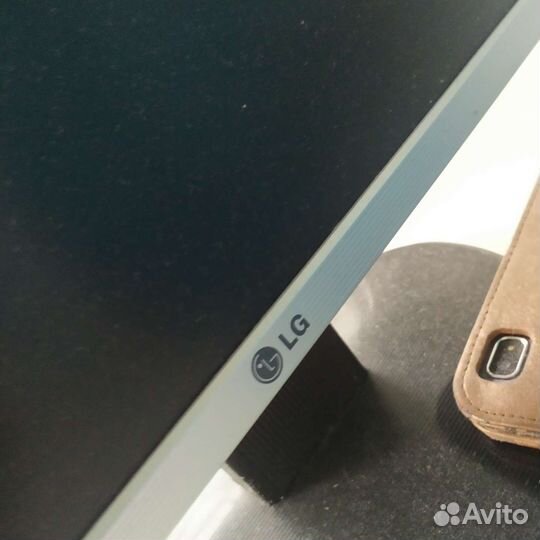 Монитор LG