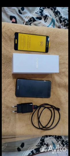 HONOR 8 Lite, 4/32 ГБ