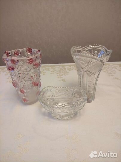 Вазы хрустальные, конфетница
