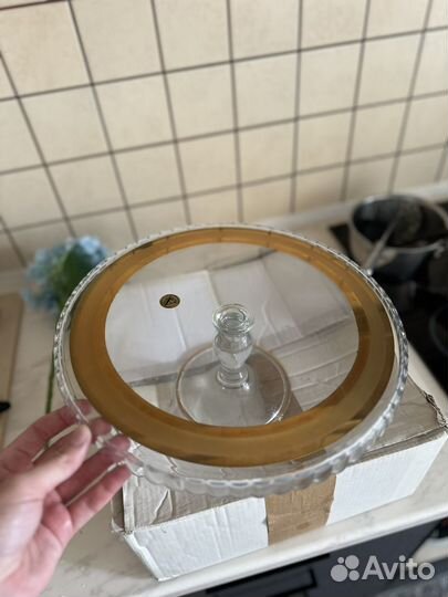 Блюдо для торта на ножке