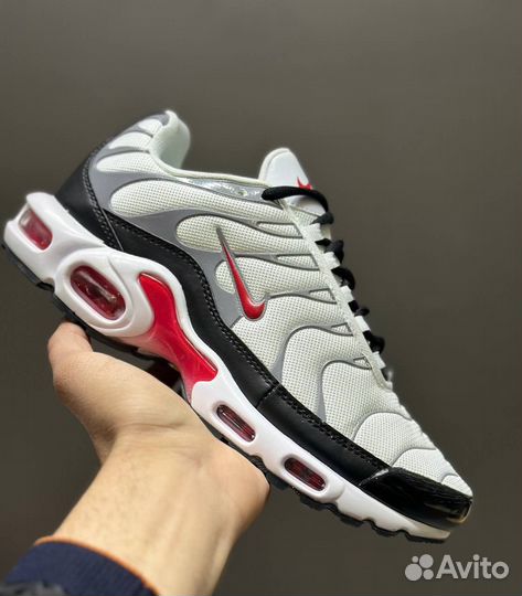 Кроссовки nike air max tn plus