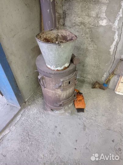 Печь буржуйка чугунная СССР